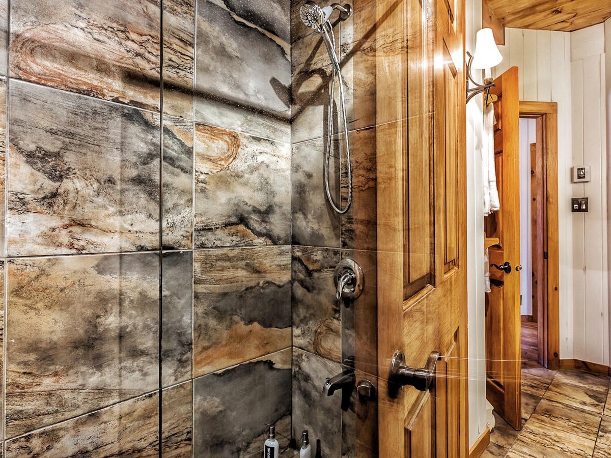 Вилла Le Mont-Tremblant 1 Лак-Сюперьёр Экстерьер фото